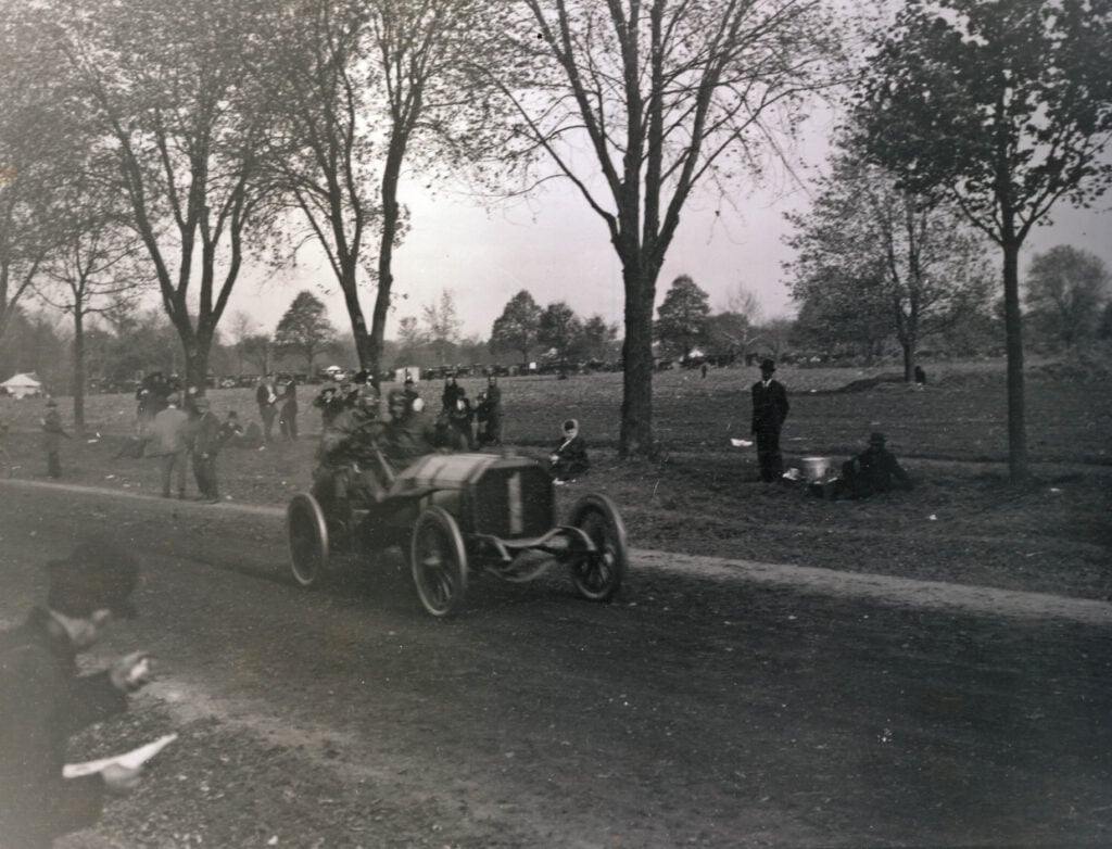 locomobile #1 2